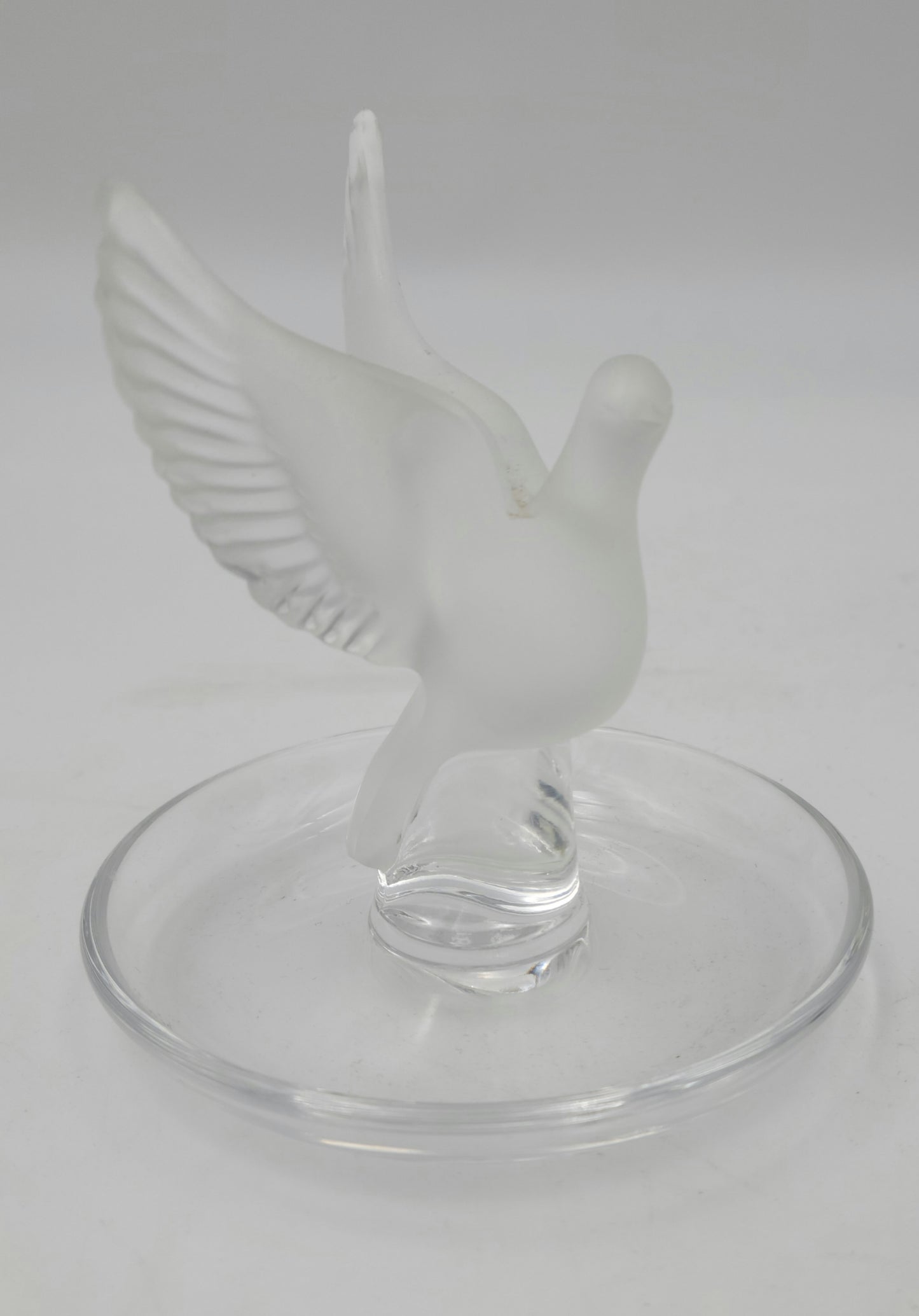 Lalique Crystal Thaile Dove Wings Spread Motif Trinket Ring Pin Nut Dish France - Grannies Garage