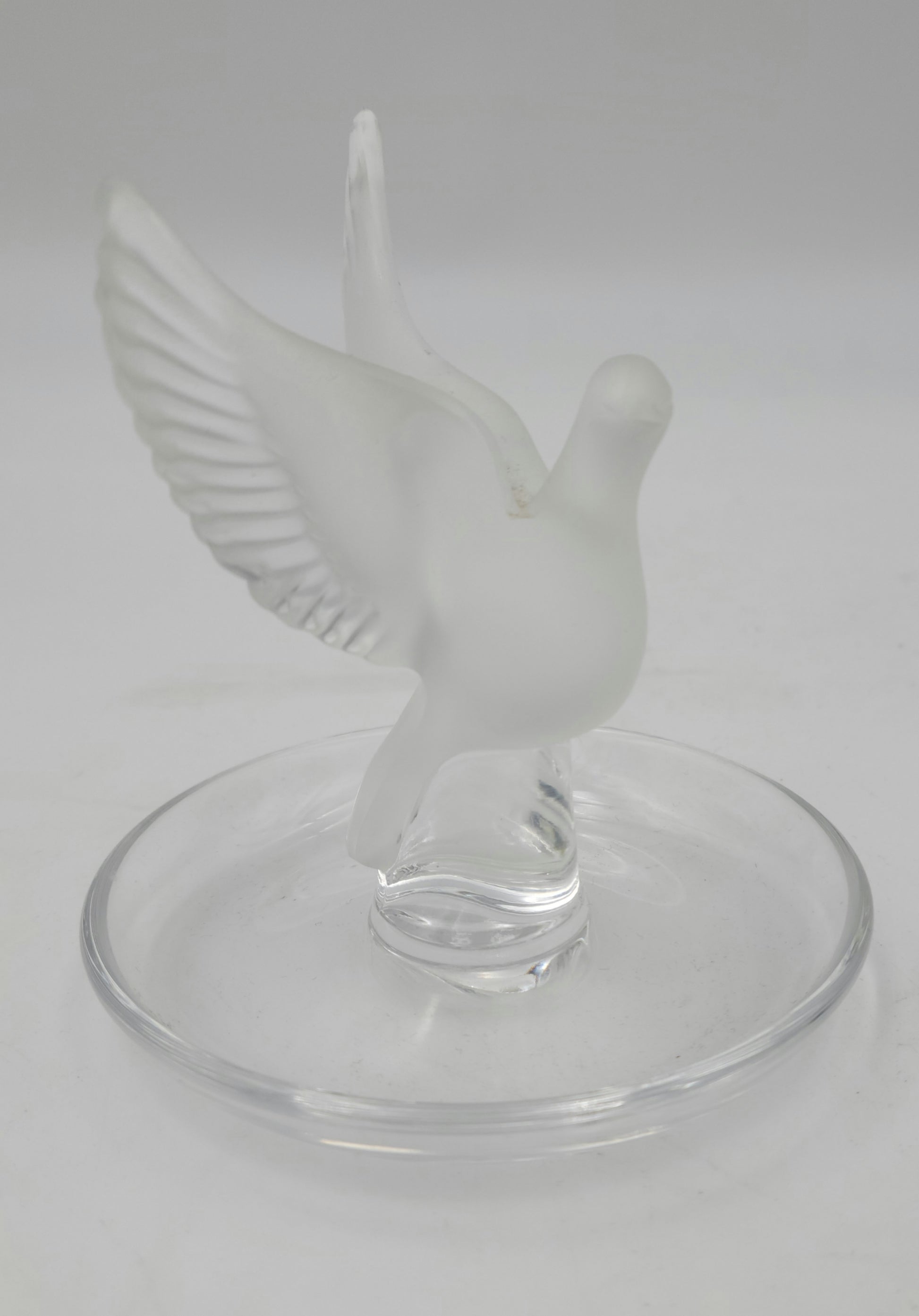 Lalique Crystal Thaile Dove Wings Spread Motif Trinket Ring Pin Nut Dish France - Grannies Garage