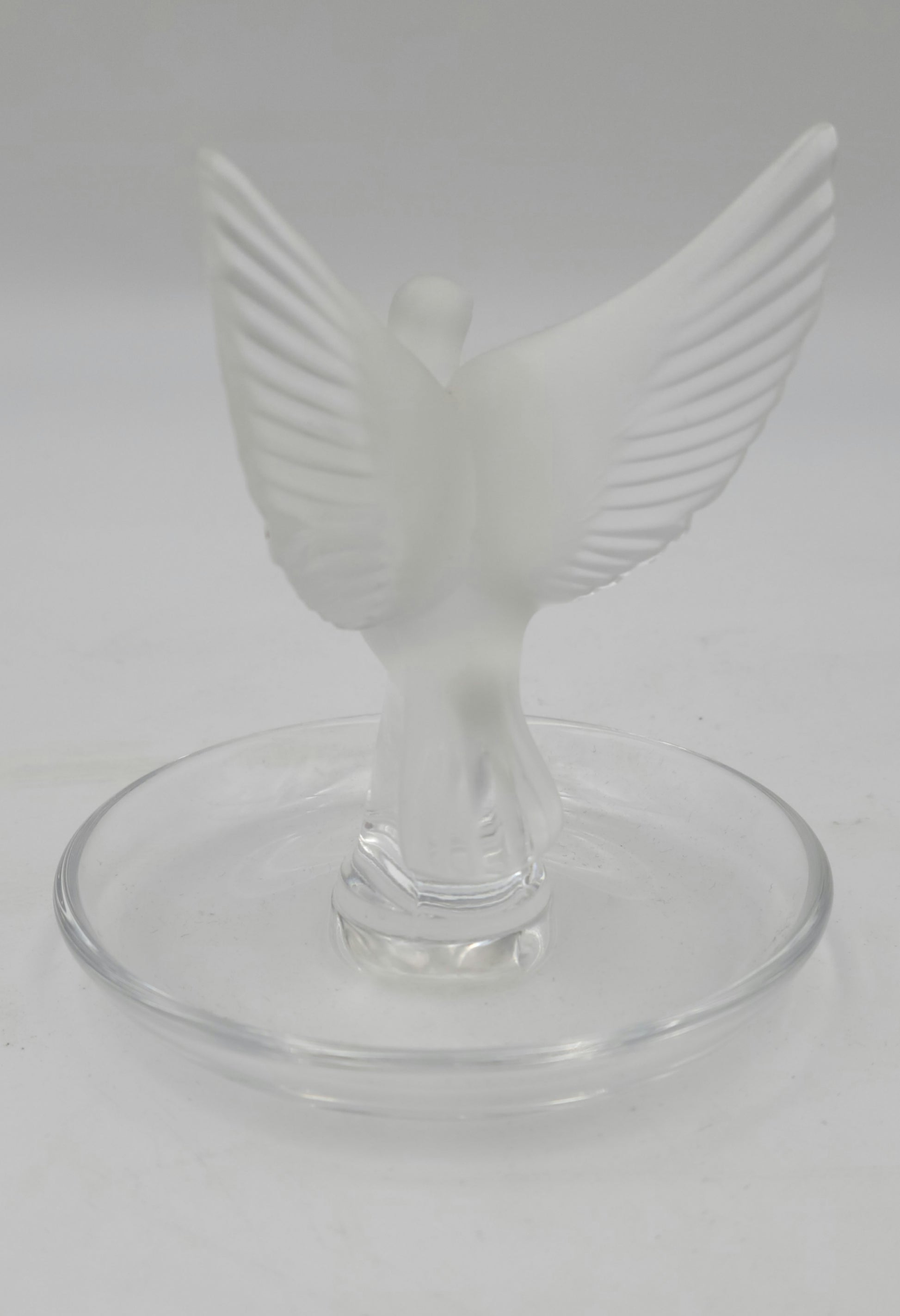 Lalique Crystal Thaile Dove Wings Spread Motif Trinket Ring Pin Nut Dish France - Grannies Garage