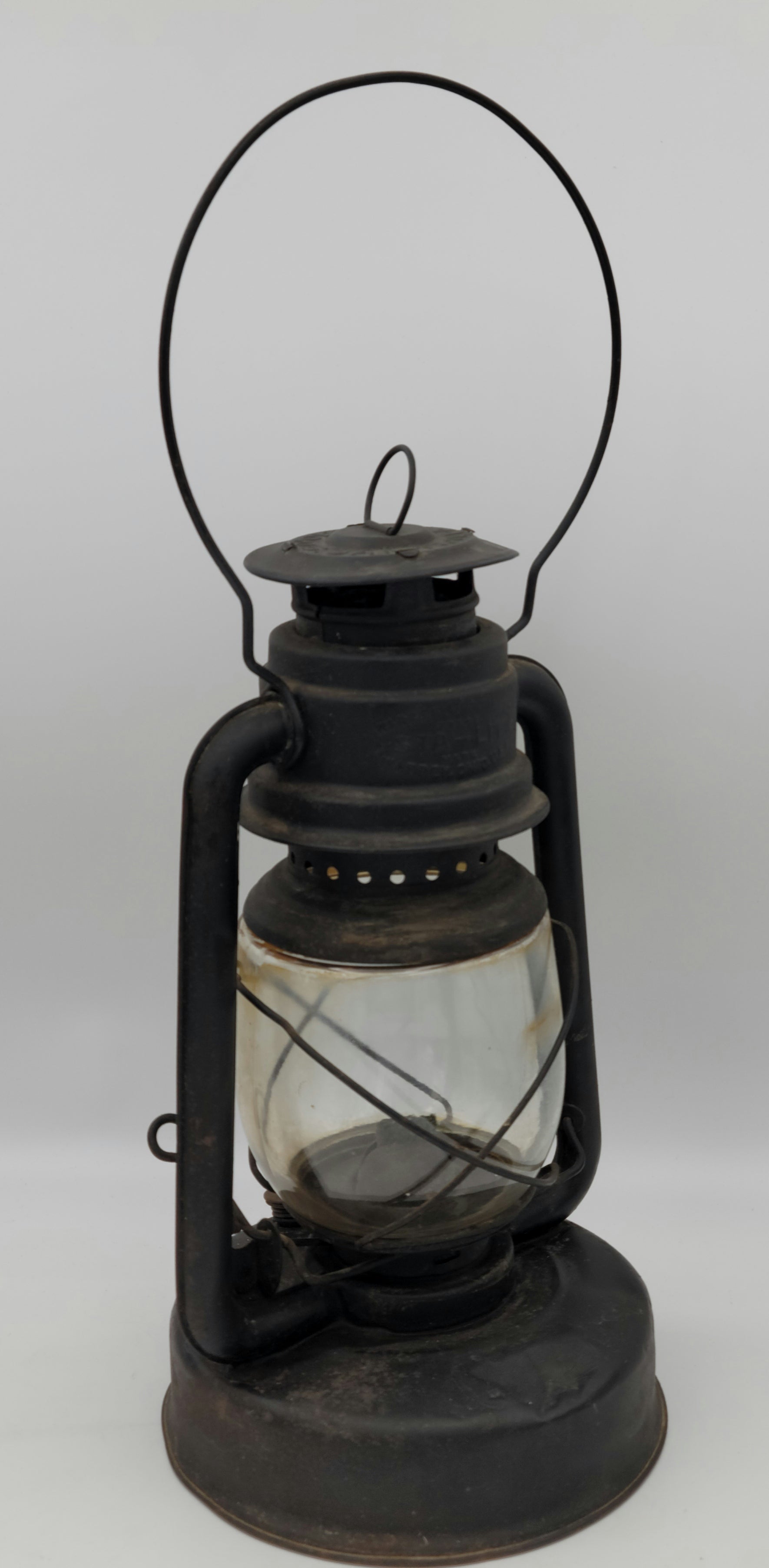 VINTAGE Sta Lit Warren Stamping Lantern - 14" Height - Grannies Garage