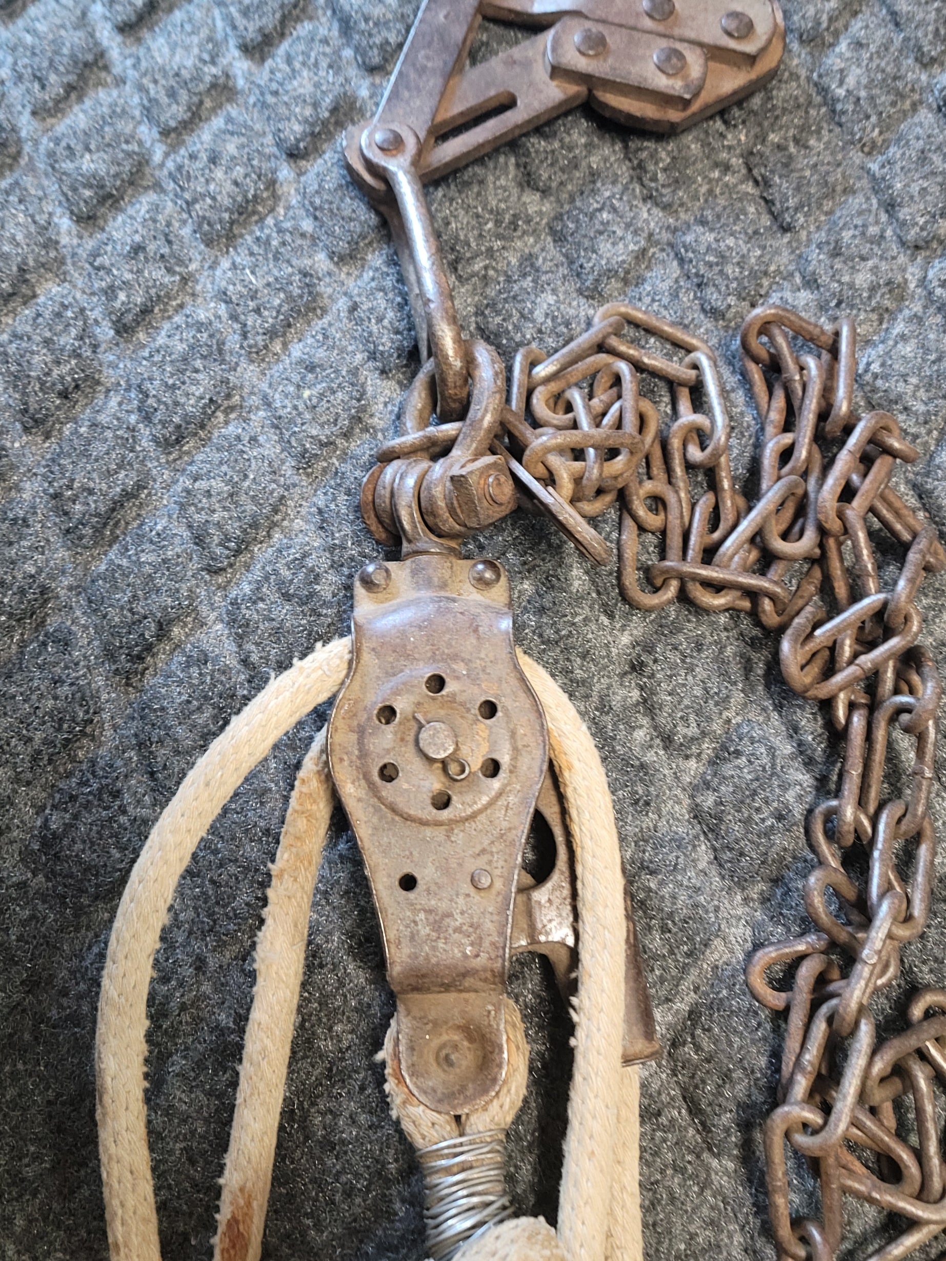 Antique Rope Block and Tackle Western Electric double pulley system with chain - Grannies Garage