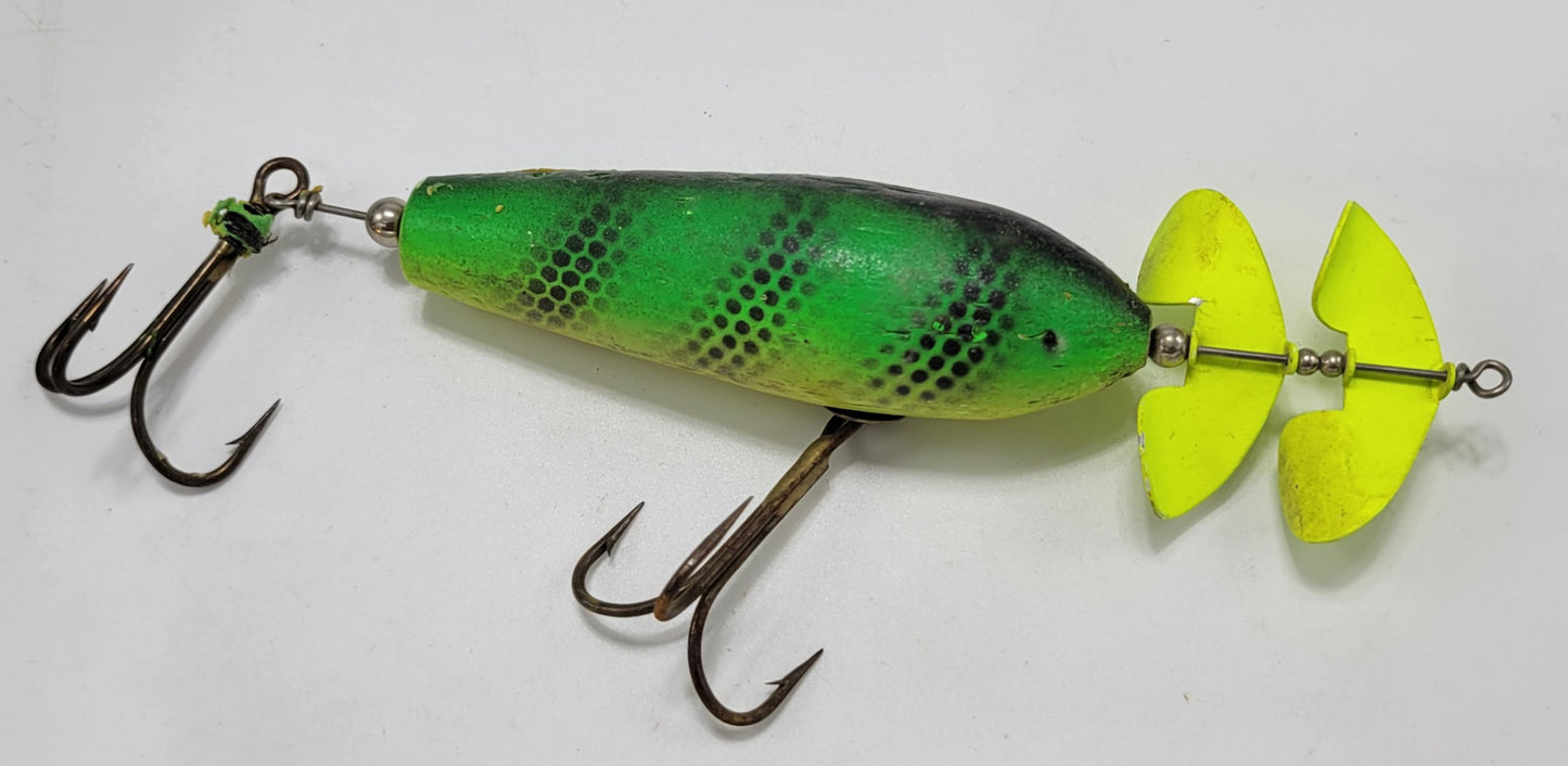 Green, Yellow and Black 2 Hooks and 2 Yellow Spinners Fishing Lure - Grannies Garage