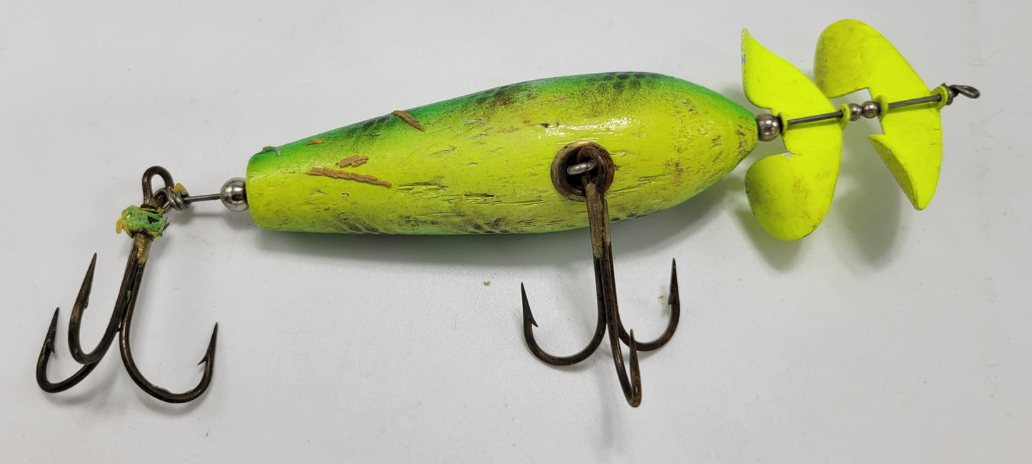 Green, Yellow and Black 2 Hooks and 2 Yellow Spinners Fishing Lure - Grannies Garage