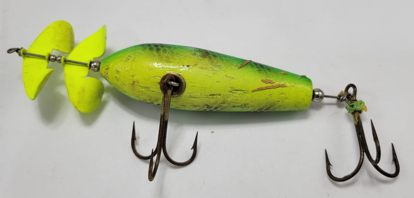 Green, Yellow and Black 2 Hooks and 2 Yellow Spinners Fishing Lure - Grannies Garage