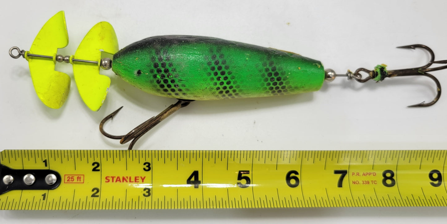 Green, Yellow and Black 2 Hooks and 2 Yellow Spinners Fishing Lure - Grannies Garage