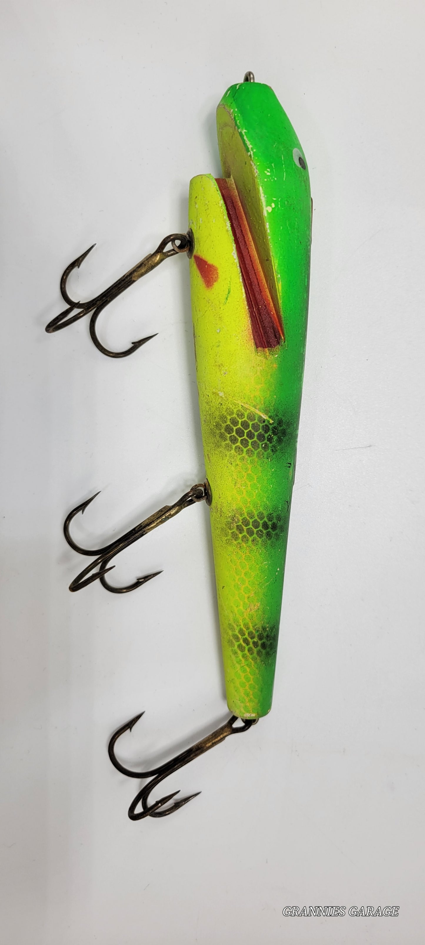 GREEN, YELLOW, BLACK AND RED WITH 3 HOOKS, 9" WOOD FISHING LURE - Grannies Garage
