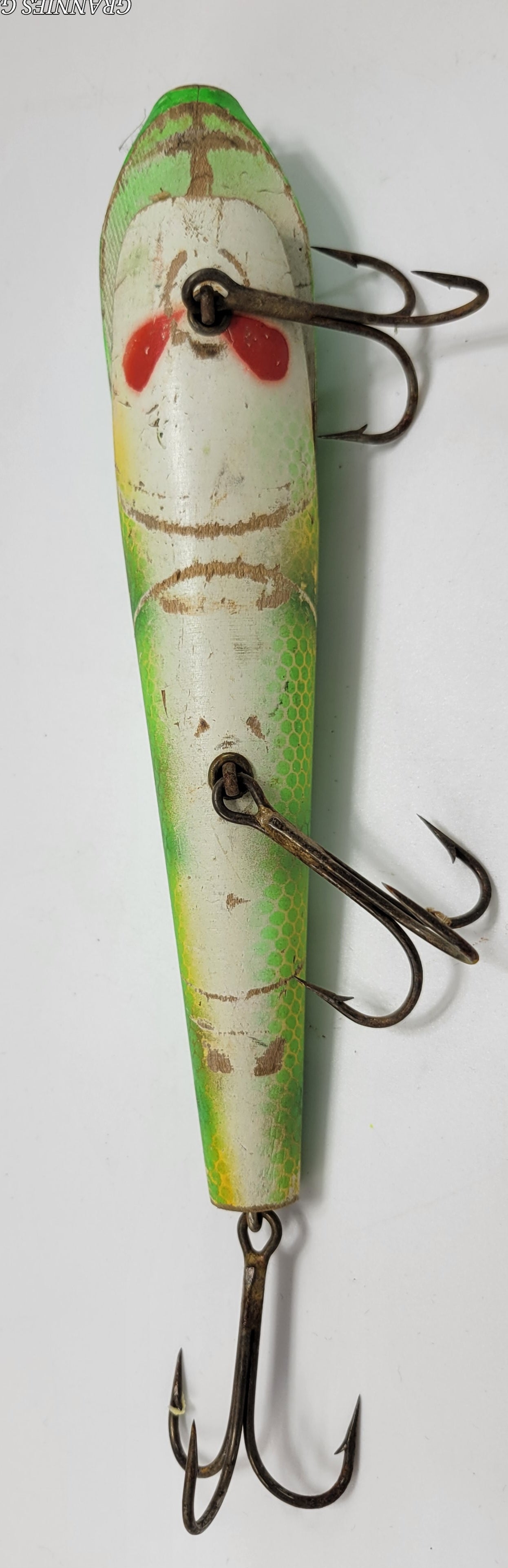 GREEN, YELLOW, IVORY AND RED 3 HOOK WOOD 10" LURE-- MUSKIE, SALMON, LARGE BASS AND OTHER LARGE FISH - Grannies Garage