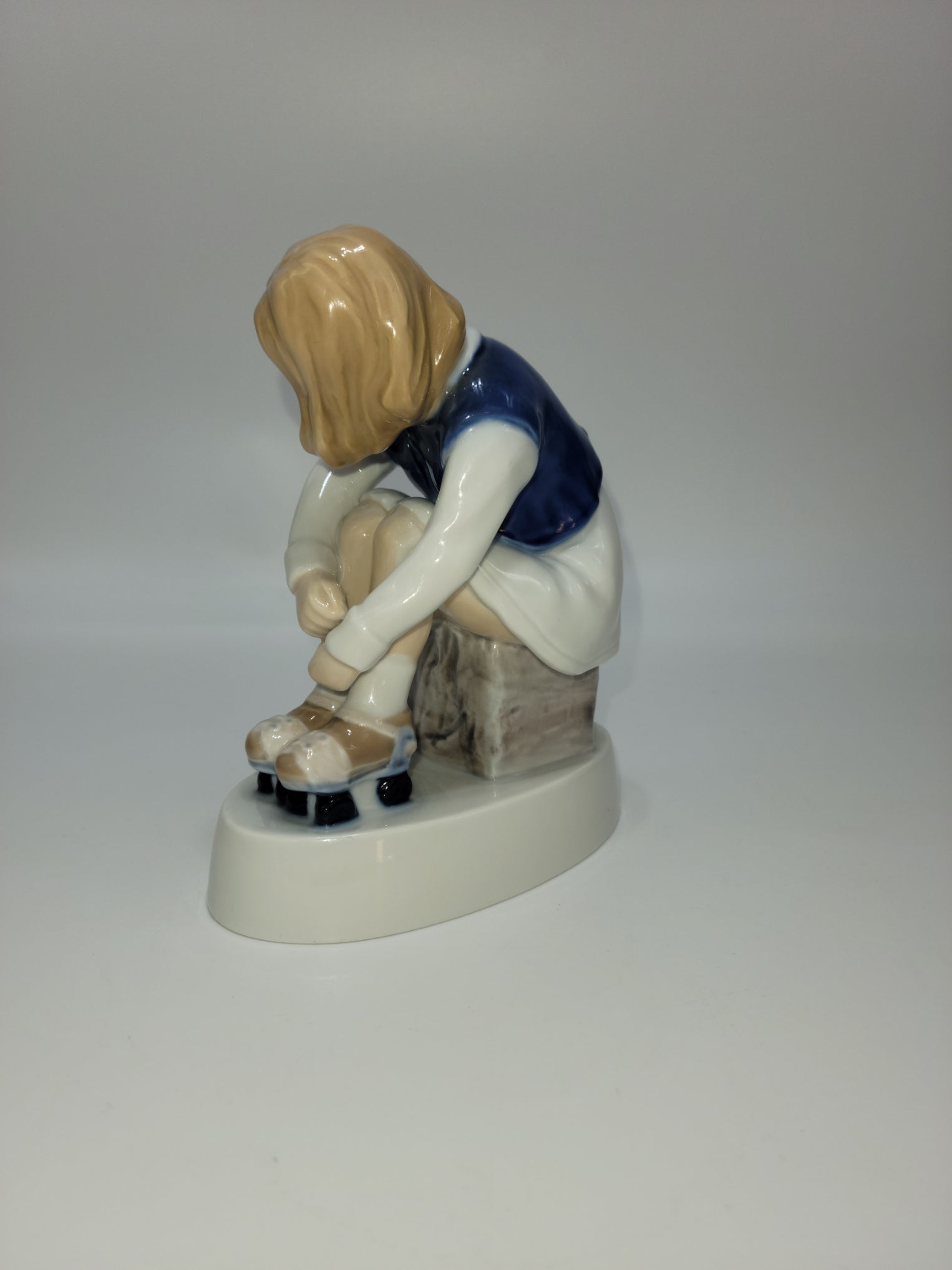 1986 Annual Figurine Jenny, The Little Roller Skater, Bing & Grondahl B & G - Grannies Garage