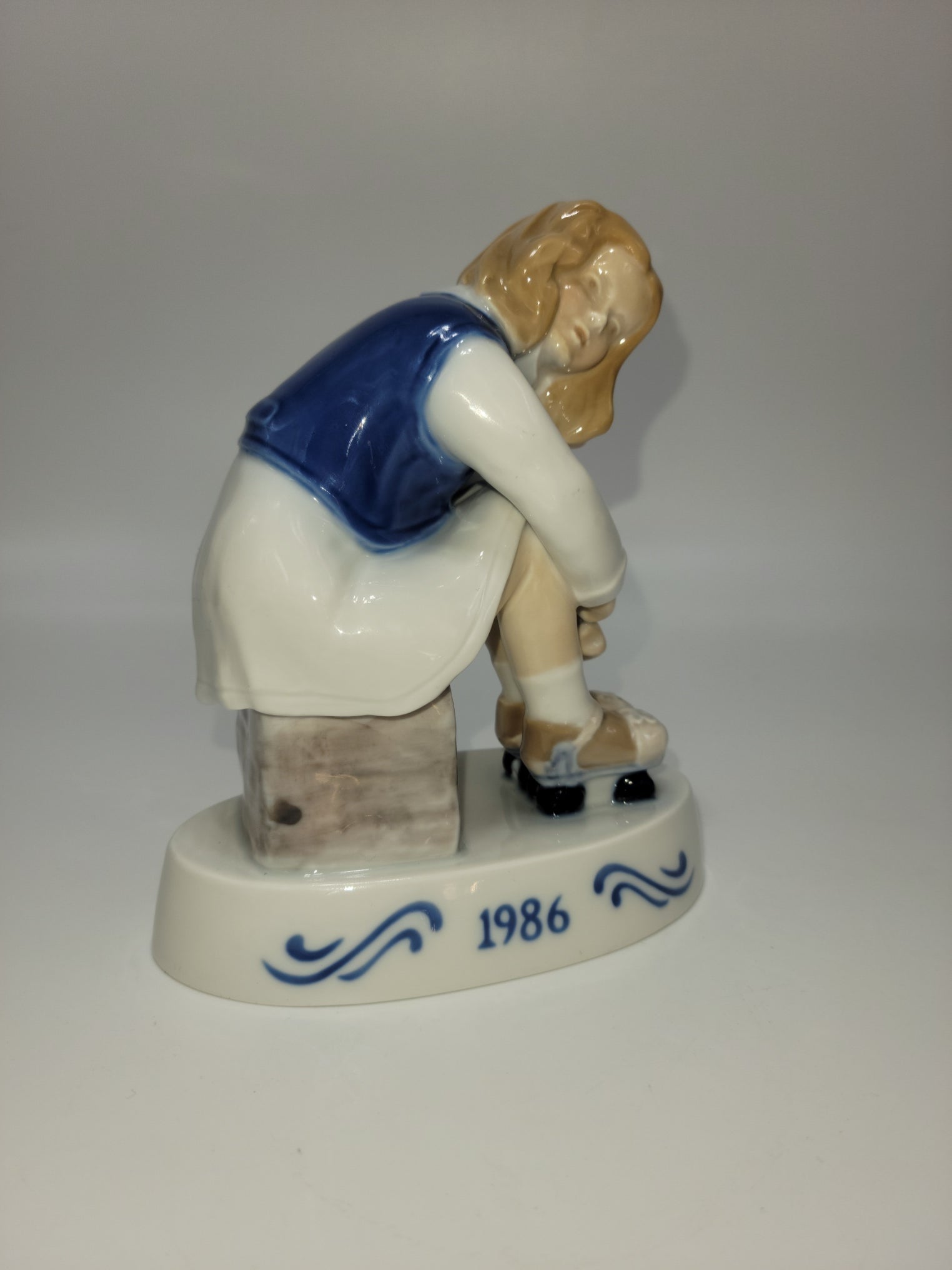1986 Annual Figurine Jenny, The Little Roller Skater, Bing & Grondahl B & G - Grannies Garage