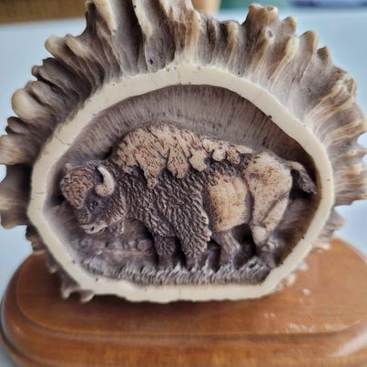 Home Decor - Millcreek Bison statue - Grannies Garage