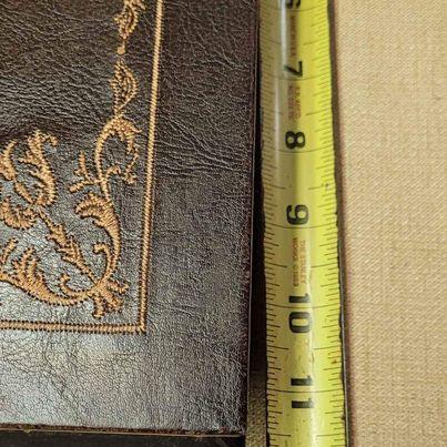 Box - King James and William Shakespeare Bible / Treasure Storage Box - Grannies Garage