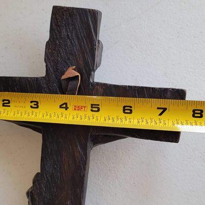 Cross with Jesus - Grannies Garage