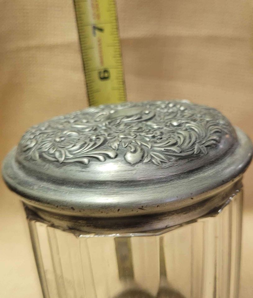 Cigar Humidor Glass container - Grannies Garage