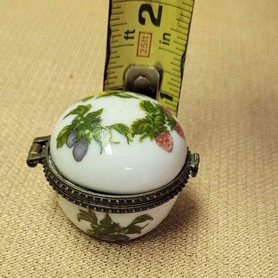 Box - Jo Marz trinket box - Grannies Garage
