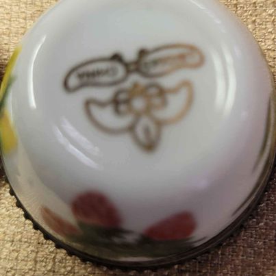 Box - Jo Marz trinket box - Grannies Garage