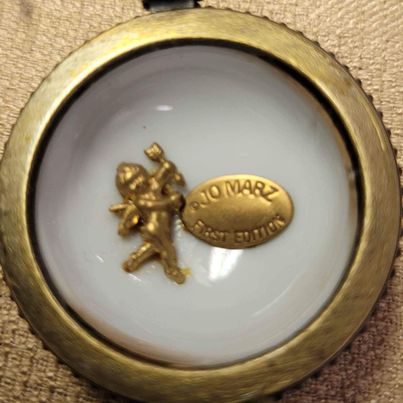 Box - Jo Marz trinket box - Grannies Garage