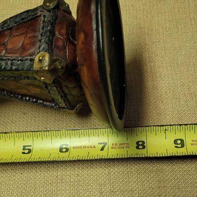 Candle holder- Leather Small - Grannies Garage