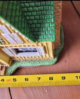 Collectible - Lefton Bradley House 1999 Edition - Grannies Garage