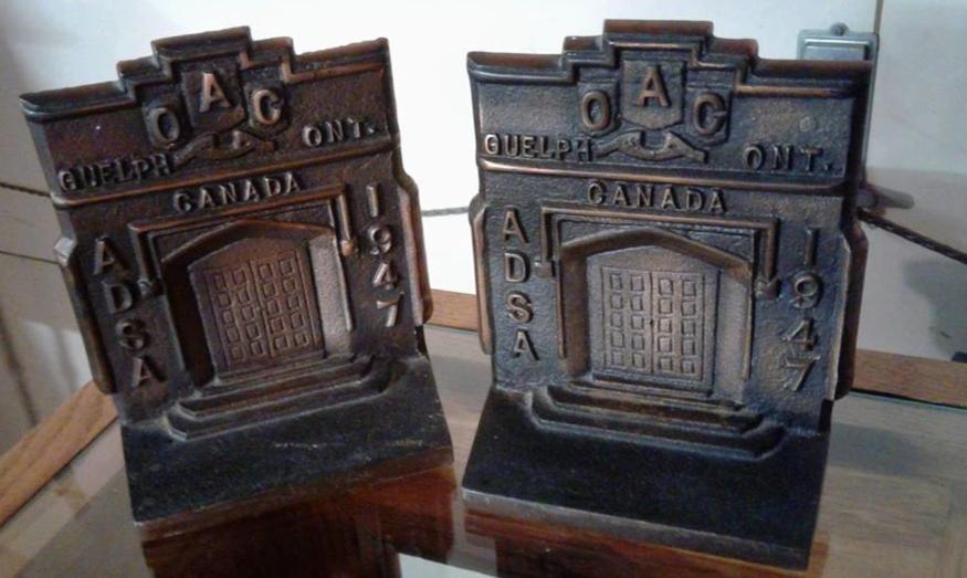 Bookends - Rare 1947 Ontario Agricultural College Presentation Piece Souvenir Building - Grannies Garage