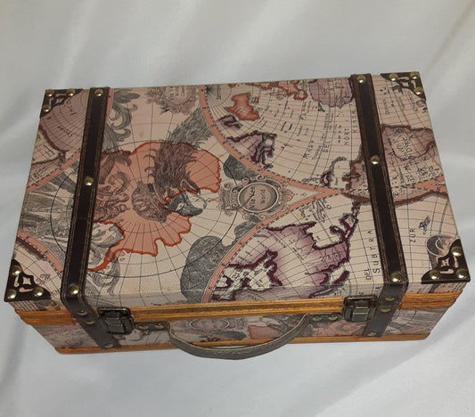 Box - World wood trunk with Map on Box - Grannies Garage