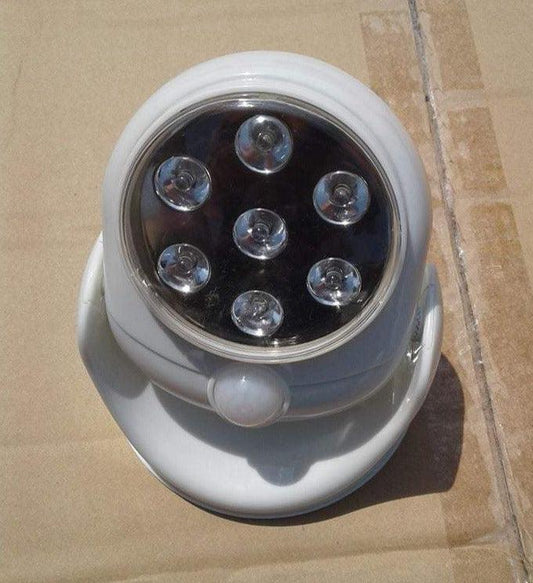 Lights LED - 2 lights for $10 - Grannies Garage