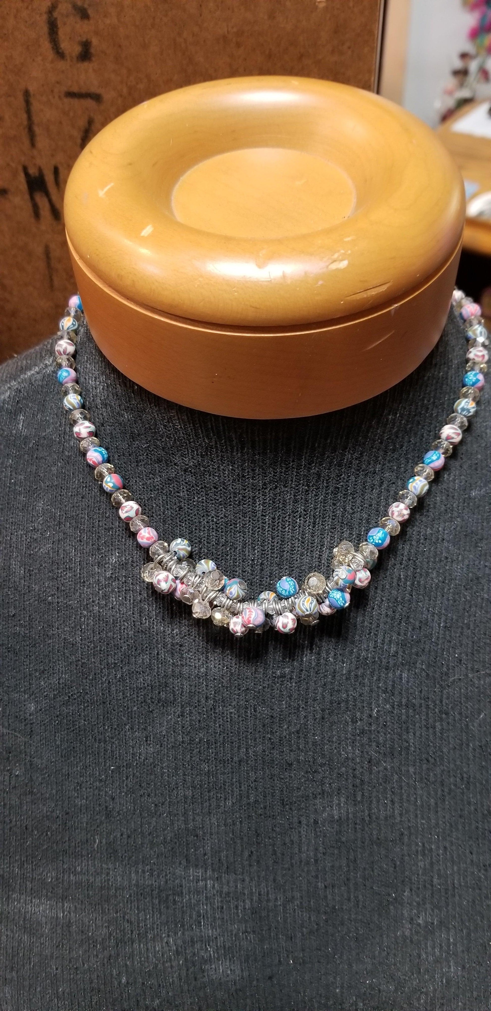 Jewelry - Viva Bead Cluster Necklace - Choice of Colors - Grannies Garage