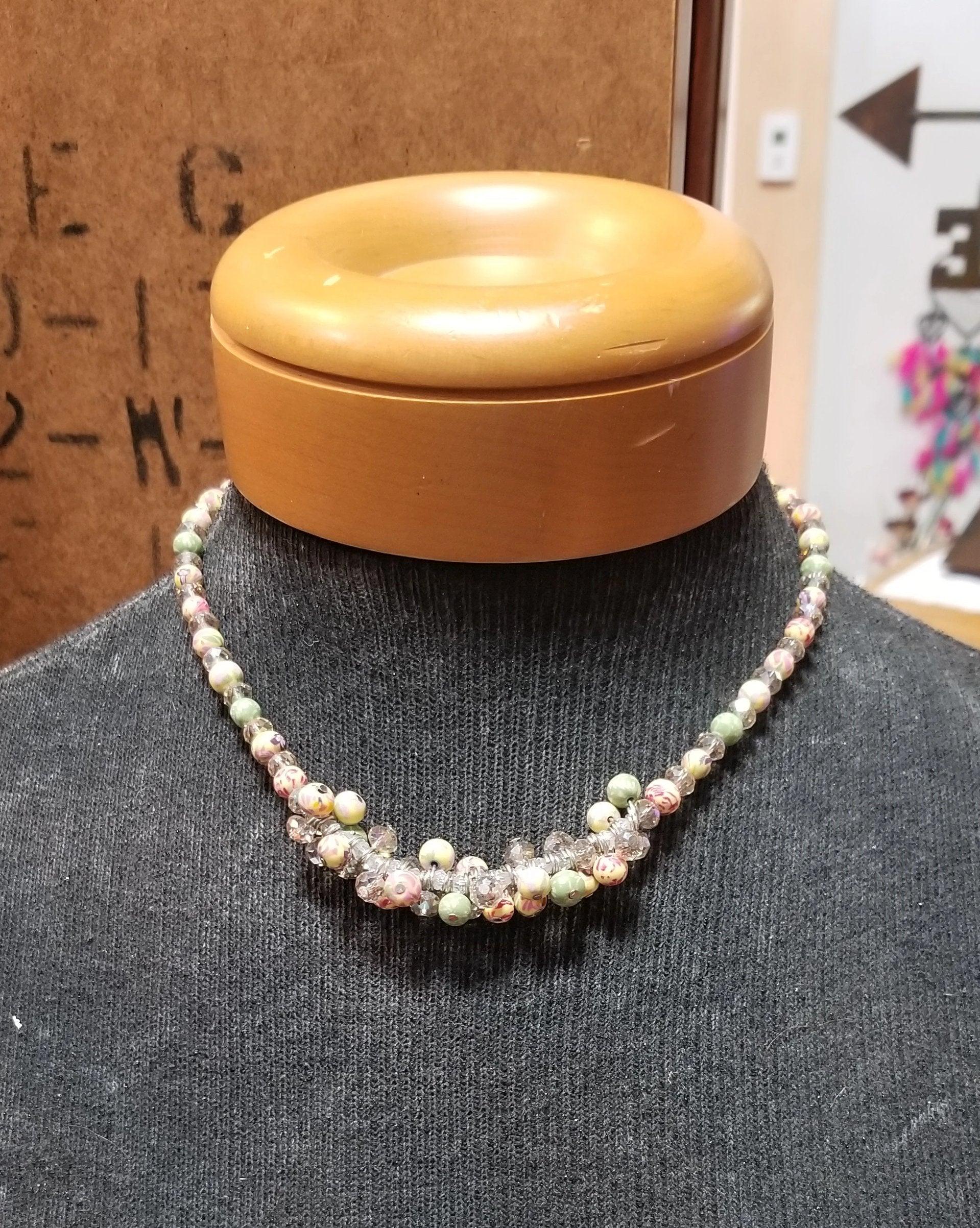 Jewelry - Viva Bead Cluster Necklace - Choice of Colors - Grannies Garage