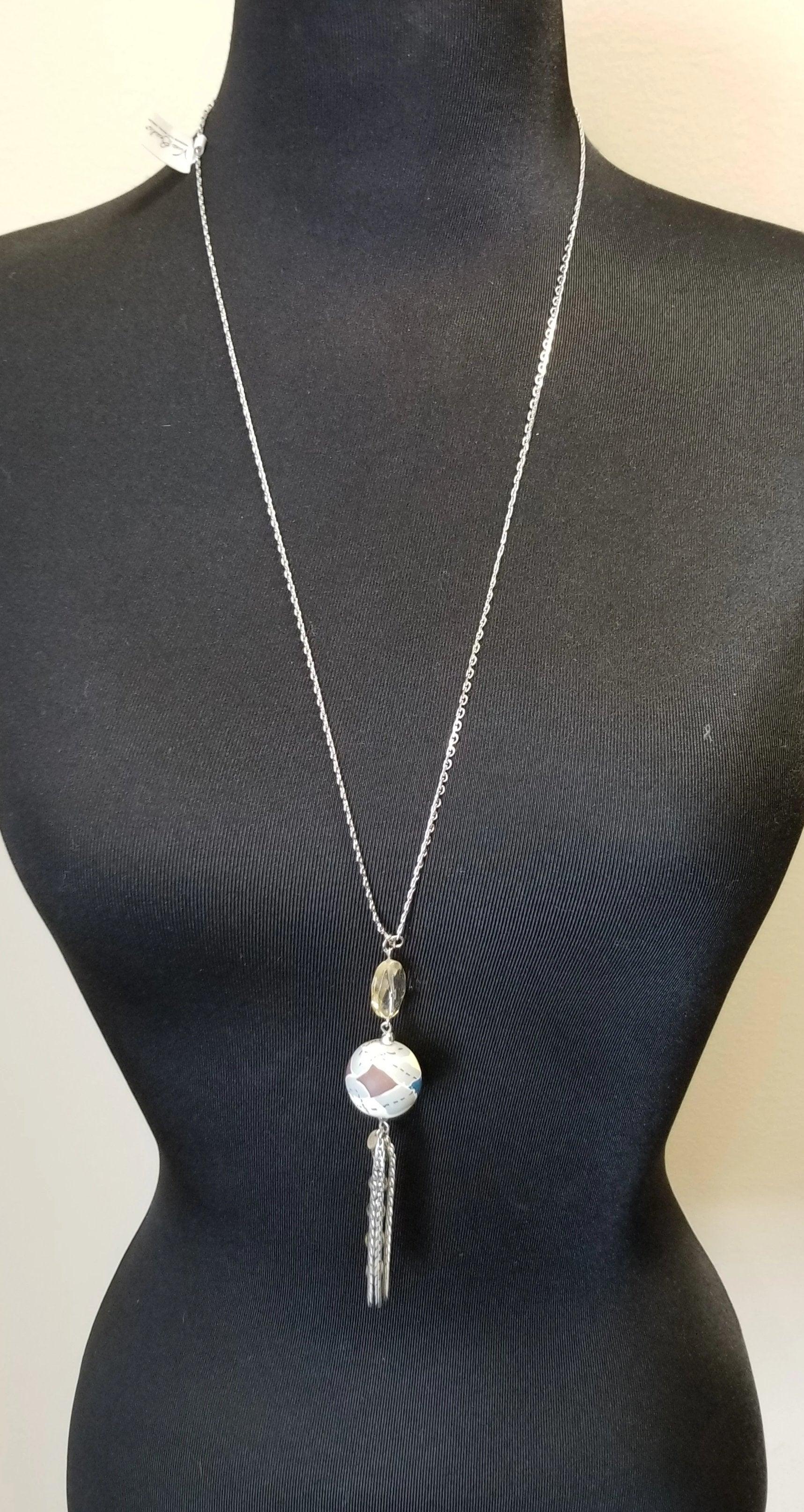 Jewelry - Viva Bead Necklace - Choice of Colors - Grannies Garage