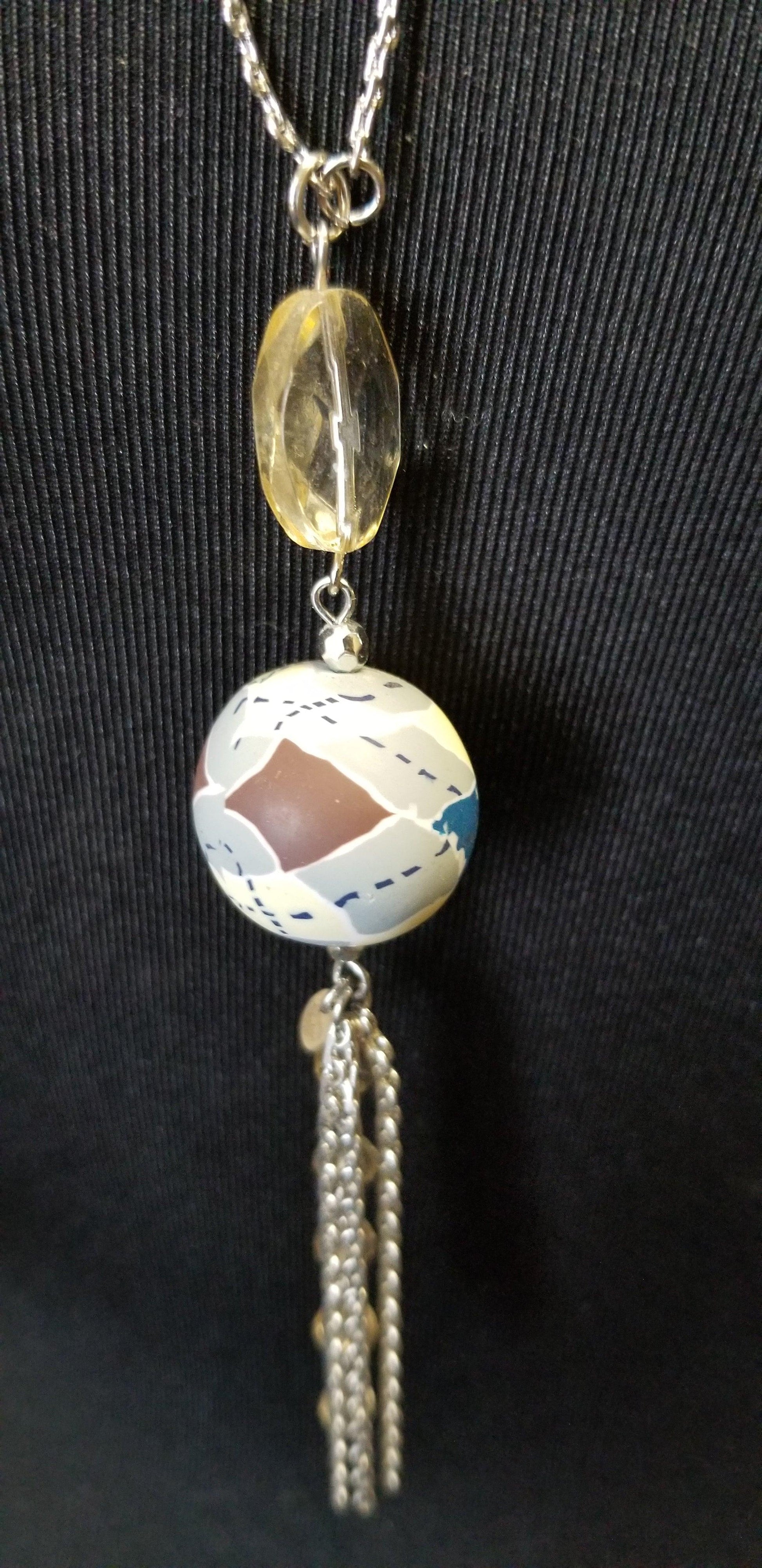 Jewelry - Viva Bead Necklace - Choice of Colors - Grannies Garage