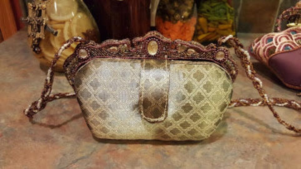 Mary Frances Green Hand Bag with Flowers Retired Design - Grannies Garage