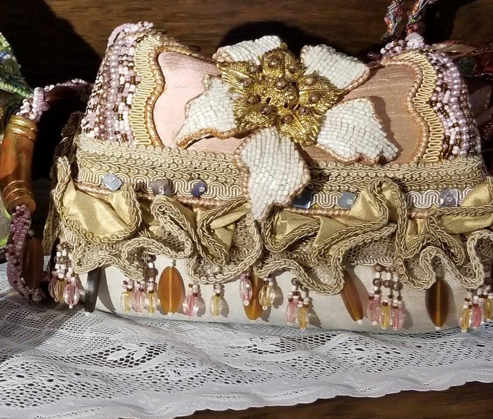 Mary Frances Hand Bag Pink & Gold Flower Retired Design - Grannies Garage