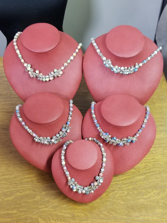 Jewelry - Viva Bead Cluster Necklace - Choice of Colors - Grannies Garage