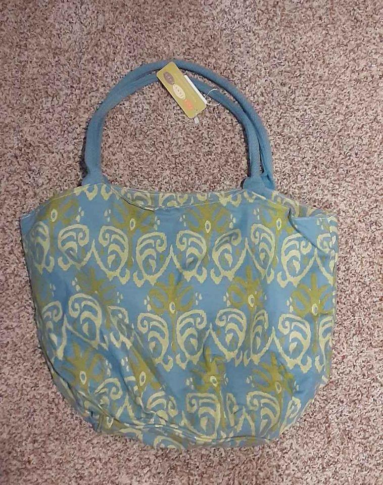 Rock Flower Paper Bucket Shoulder Bag Buckhara Ocean - Grannies Garage