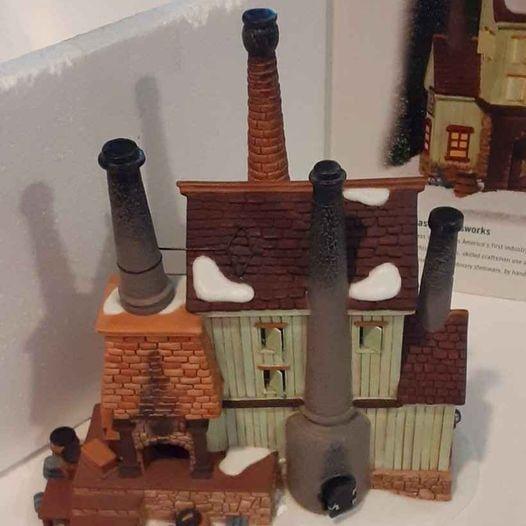 Collectible - Department 56 Castle Glassworks - Grannies Garage
