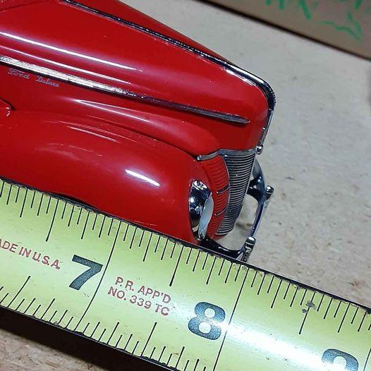 Classic Car - 1940 style FORD Deluxe coupe Model car - Grannies Garage