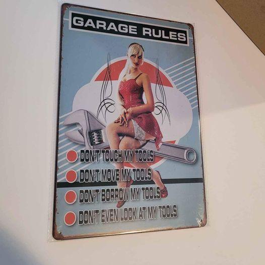Art - Garage Rules metal sign - Grannies Garage