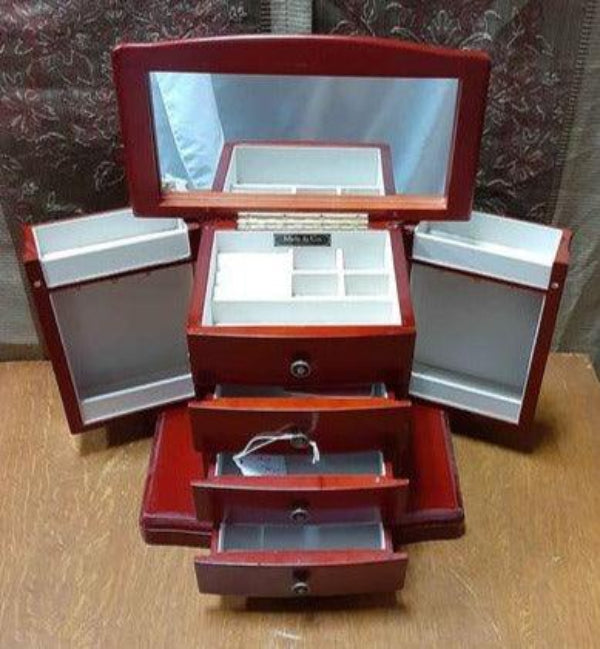 Jewelry Box - Brown with Necklace hangers - with music box - Grannies Garage