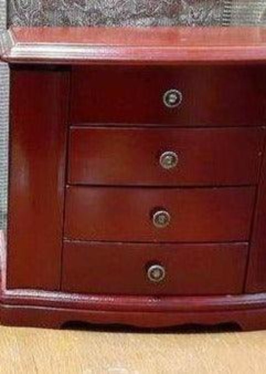 Jewelry Box - Brown with Necklace hangers - with music box - Grannies Garage