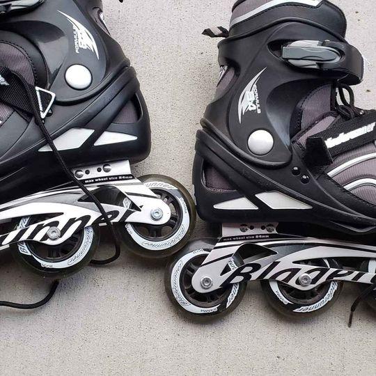 Sports - Blade Runner Roller Blades Mens Size 9 - Grannies Garage