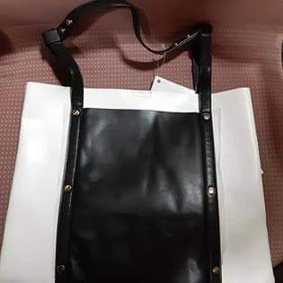 Shiraleah Black and White Shoulder Bag - Tote - Purse - Grannies Garage