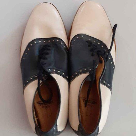 Shoes - Vintage Regal Saddle Shoes 10 1/2 mens? - Grannies Garage