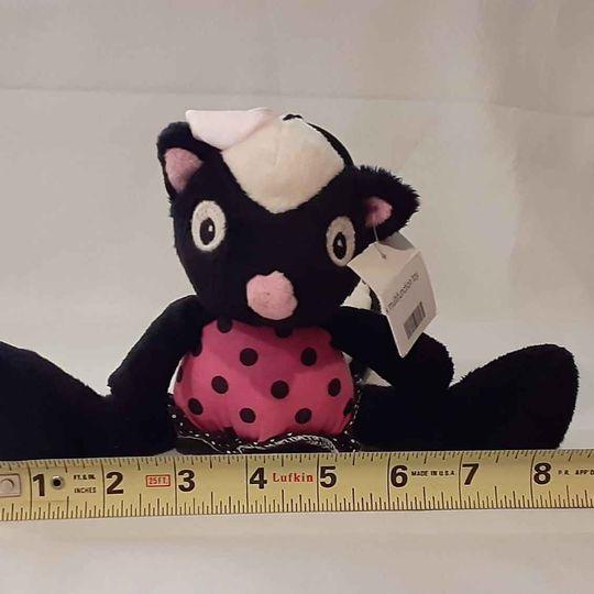 Plush - Skunk -stuffed animal NEW! - Grannies Garage