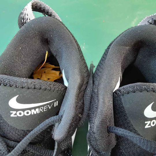 Shoes - Zoom Rev II Shoes Like New size 9 - Grannies Garage