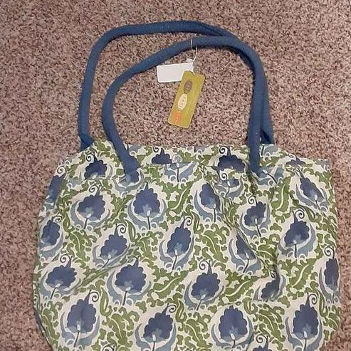 Handbag / Purse New - Grannies Garage
