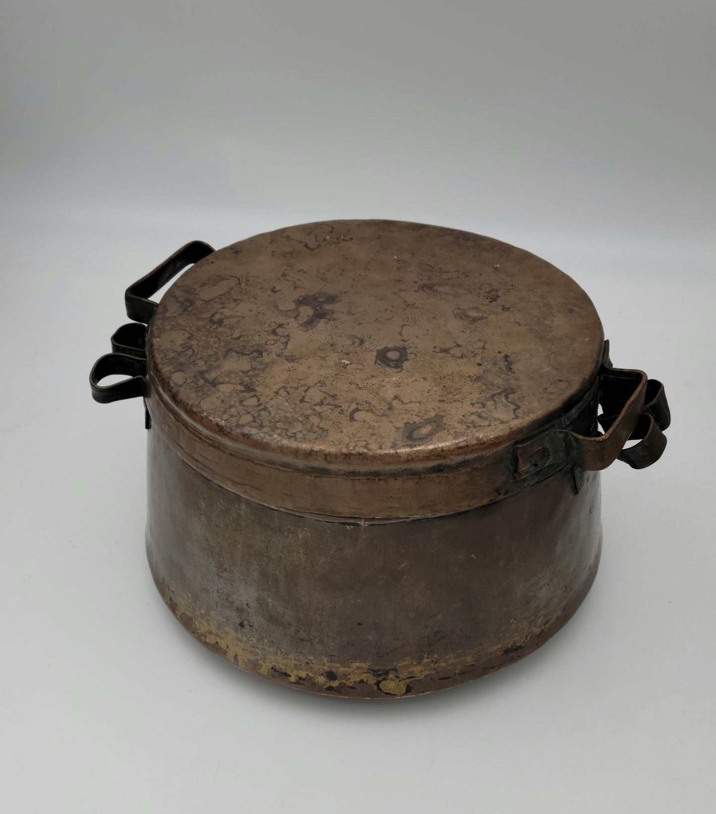 Turkish / Mediterranean Patinated Tinned Copper Two-Handle Cooking Vessel Pot and Lid. Old Decorative Metalware Container