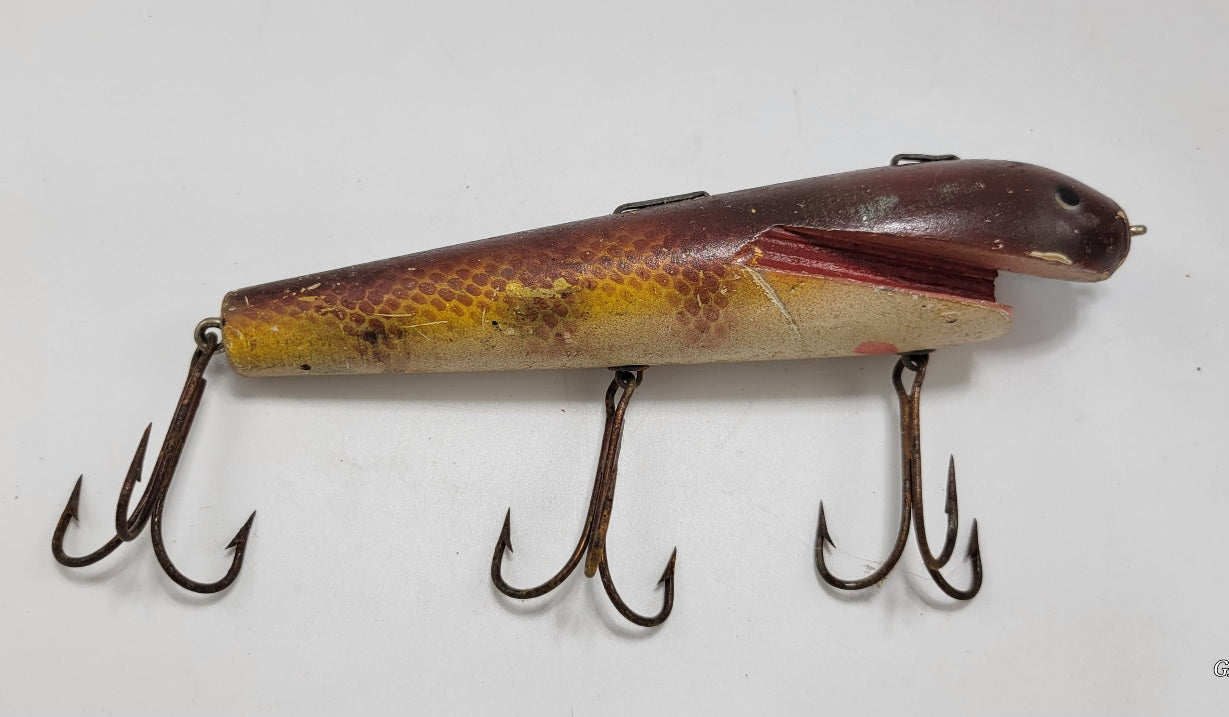 BROWN, YELLOW, RED, IVORY 3 HOOK 8" WOOD FISHING LURE