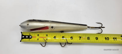 GREY, IVORY RED BLACK 3 HOOK WOOD CRANKBAIT- 10" FISHING LURE- MUSKIE, SALMON, LARGE BASS AND OTHER LARGE FISH.