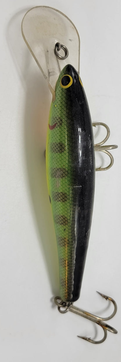 GREEN, BLACK, YELLOW AND ORANGE 2 HOOK FLOATING BAGLAY'S 8" FISHING LURE - Grannies Garage