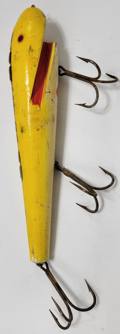 LARGE WOODED 10" YELLOW AND RED FISHING LURE WITH RED EYES AND 3 HOOKS