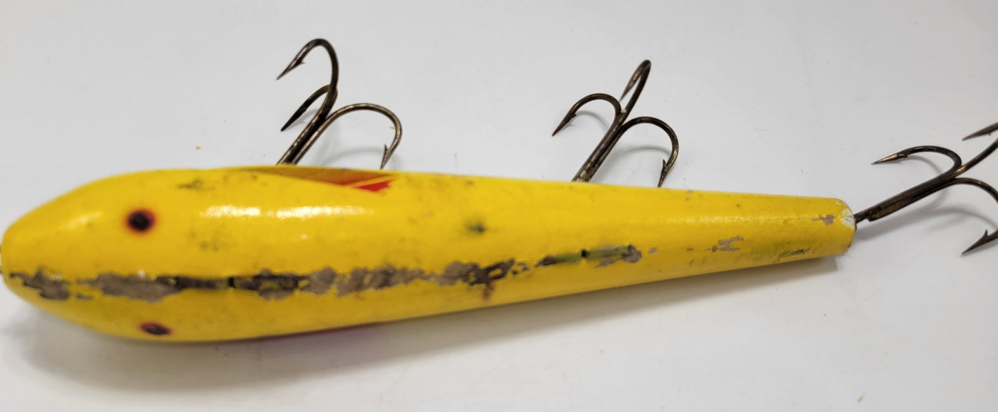 LARGE WOODED 10" YELLOW AND RED FISHING LURE WITH RED EYES AND 3 HOOKS